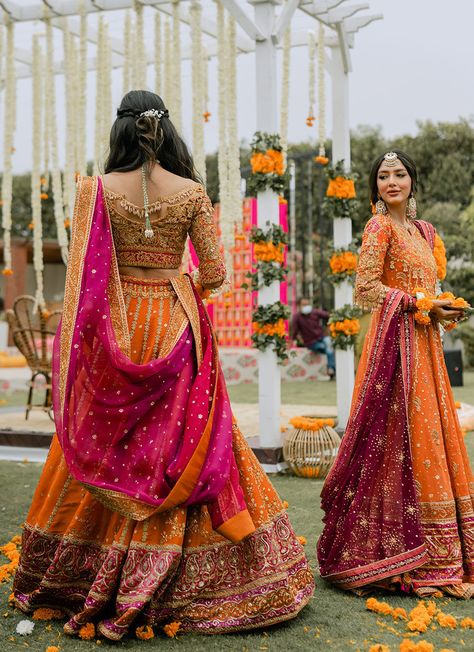 Orange Indian Dress, Lehenga Color Combinations, Ombre Dupatta, Farah Talib Aziz, Orange Color Combinations, Orange Lehenga, Pakistan Dress, Rajputi Dress, Heavy Dresses