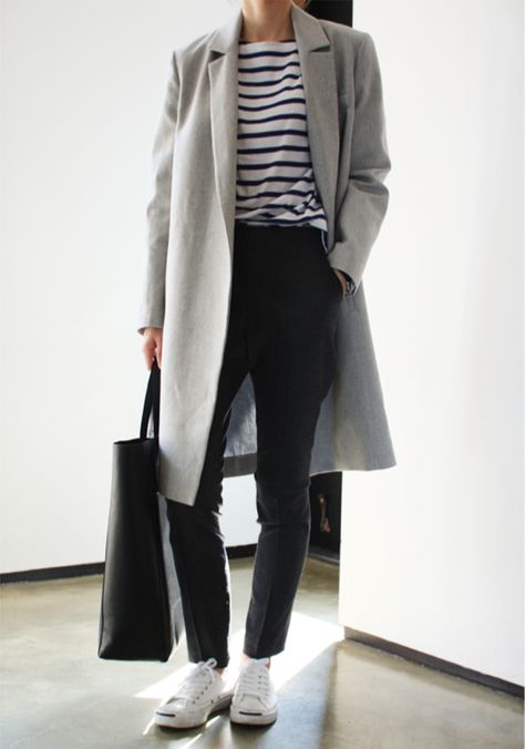 Minimal + Chic | @CO DE + / F_ORM Minimalisticky Chic, Mode Tips, Paris Mode, Mode Casual, Hipster Fashion, Mode Inspo, 가을 패션, Looks Style, Mode Inspiration