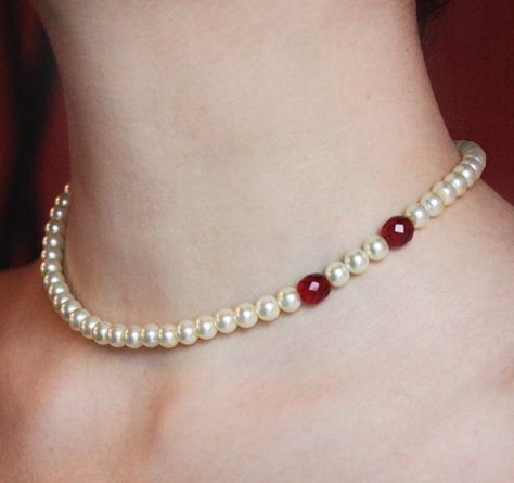 Bride Choker, Dracula's Brides, Bride Pearl Necklace, Halloween Jewellery, Dark Jewelry, Vampire Fangs, Gothic Chokers, Bride Necklace, Gothic Necklace