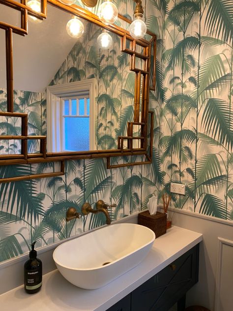 Tropical Bathroom Aesthetic, Jungle Themed Bathroom, Vintage Tropical Aesthetic, Long Bathrooms Ideas, Tropical Bathroom Design, Tiki Bathroom, Bathroom Jungle, Island Fits, Bamboo Interior