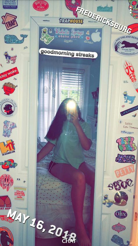 Vsco Mirror, Tumblr Rooms, Mirror Stickers, Room Goals, Bedroom Mirror, Room Redo, Teen Room, Diy Room Decor, Bedroom Inspo