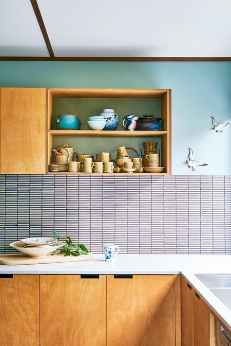 Retro Beach House Kitchen, 60s Beach House, 60s House Interior, 1965 House, Mid Century House Interior, Pnw House, 1960s House Renovation, Mid Century Beach House, Kitchen Beach House