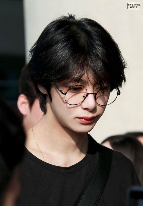 #MONSTAX #HYUNGWON Monsta X Shownu, Monsta X Hyungwon, Monsta X Wonho, Starship Entertainment, Monsta X, Boyfriend Material, Kpop Idol, Boy Groups, The Story