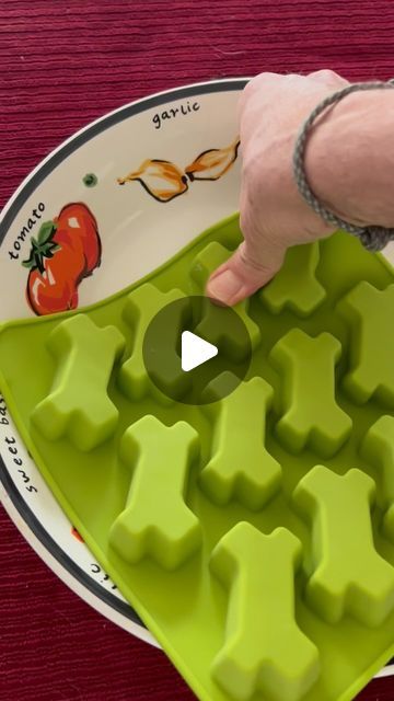 Becky's Pet Care Inc. on Instagram: "Pet store treats can be pricey, so here’s another summertime homemade treat recipe you can make for your dogs-

- �First Add a little bit of peanut butter to each mold. (Make sure there’s no Xylatol)
- �Next, core and cut up half of an apple into pieces
- �Add apple pieces into each mold. (I like to leave the apple skin on because it’s a great source of fiber.)
- Next, with the remaining apple slices, add them to a blender with a 1/2 cup of water-
- �Pour the apple sauce mixture into the molds and freeze for 3-5 hours-
- Your dogs will love these tasty peanut butter and apple freezer bites!
- �Store any leftover treats in the freezer
- Let me know how your dogs liked them and follow for more! #peanutbutterappledogtreats #frozendogtreats #DIYdogtreats #d Apple Freezer, Source Of Fiber, Frozen Dog Treats, Diy Dog Treats, Apple Sauce, Sources Of Fiber, Dog Treat Recipes, Homemade Treats, Cut Up