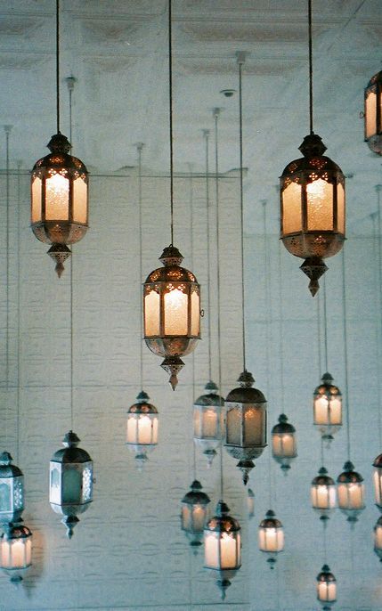 Wrought Iron Moroccan Lanterns | Sakaya Minemura | See More! http://heyweddinglady.com/soft-and-romantic-candlelight-wedding-inspiration/ Dekorasi Maroko, Lanterns Hanging, Candle Lit Wedding, Interior Boho, Romantic Candlelight, Moroccan Lighting, Moroccan Lamp, Moroccan Lanterns, Deco Luminaire