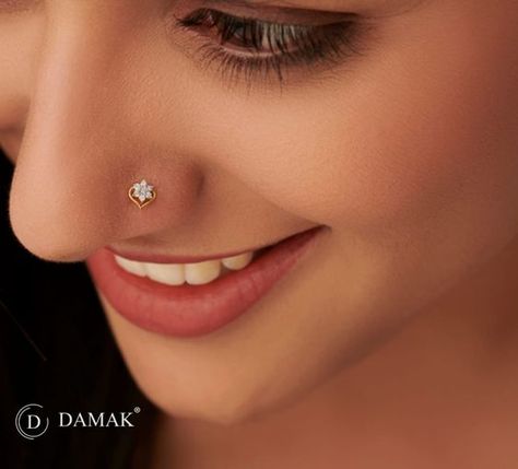 Diamond Mukku Pudaka, Diamond Nosepin Designs, Nose Pins Designs, Nose Pin Designs Gold, Nosepins Indian Gold, Nose Pin Aesthetic, Diamond Nose Pin Design, Nosepin Design, Caratlane Jewellery