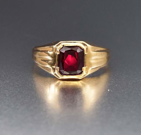 Sensational Ruby 10K Gold Art Deco Signet Ring  #Deco #Art #intage #Gold #Ruby #Ring #1920s #Cut #Amethyst #Green Ruby Signet Ring, Ruby Ring For Men, Mens Ruby Ring, Mens Ring Designs, July Birthstone Ring, Art Deco Rings, Deco Rings, Vintage Art Deco Rings, Vintage Jewelry Antique