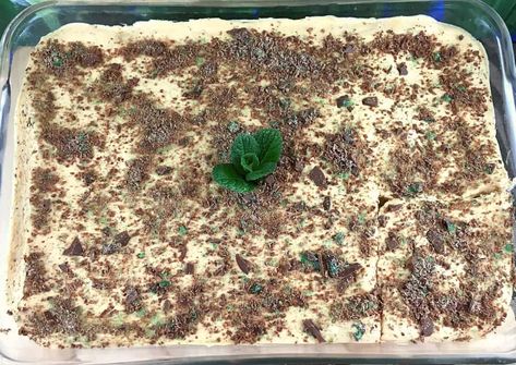 Peppermint Crisp Tart South Africa Easy, South African Peppermint Crisp Tart, Peppermint Crisp Tart South Africa, Peppermint Crisp Tart, South African Desserts, Peppermint Crisp, South African Dishes, Caramel Treats, African Dessert