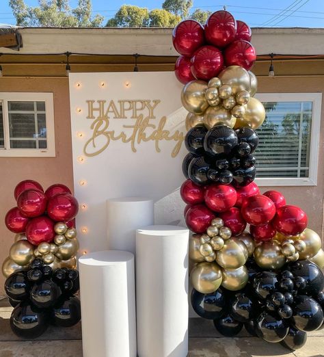 Burgundy And Black Balloon Garland, Casino Theme Balloon Arch, Red Black And Gold Balloon Arch, Bday Set Up, Red And Black Themed Birthday Party, Red And Gold Party Decorations, Red Birthday Decor, Red And Gold Decorations, Birthday Cake For Son