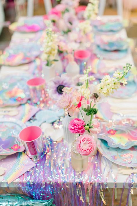 Outside Unicorn Party Ideas, Unicorn Mermaid Party Ideas, Unicorn Water Birthday Party, Unicorn Garden Party Ideas, Unicorn Birthday Table Decor, Party Tables Set Up, Unicorn Bowling Birthday Party, Caticorn Mermaid Birthday Party, Rainbow Unicorn Mermaid Birthday Party