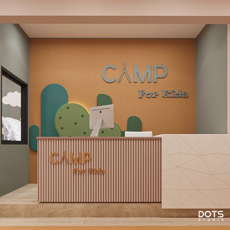 Camp kids design Daycare Lobby Ideas Reception Areas, Daycare Entryway Ideas, Kids Cafe Interior, Kids Store Design, Modern Daycare Design, Spa Reception Desk, Daycare Room Design, Home Daycare Ideas, Children's Clinic