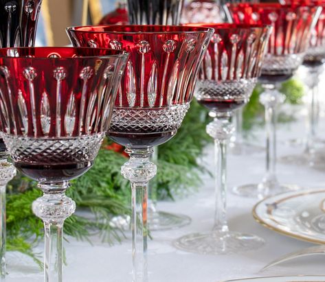 Baccarat Crystal Glasses, Red Events, Tablescape Design, Crystal Glassware Antiques, Fostoria Glass, Luxury Tableware, Crystal Stemware, Crystal Wine Glasses, Red Wine Glasses