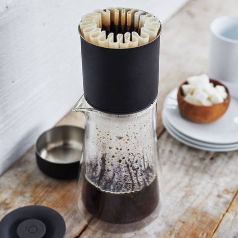 Fellow Stagg, Fellow Coffee, Camping Coffee Maker, Hipster Coffee, Portable Coffee Maker, Cupping At Home, Reusable Coffee Filter, Baking Science, Afternoon Coffee