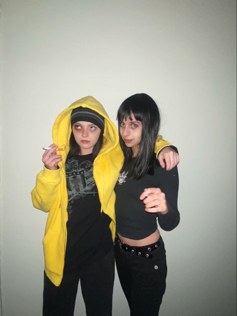 Jessie And Jane Halloween Costume, Jane Halloween Costume Breaking Bad, Jessie And Jane Costume, Jessie And Jane Breaking Bad, Jesse Pink Man And Jane, Jesse From Breaking Bad, Jessie Pinkman And Jane Costume, Jane Breaking Bad Outfit Halloween, Jesse Pinkman And Jane Costume