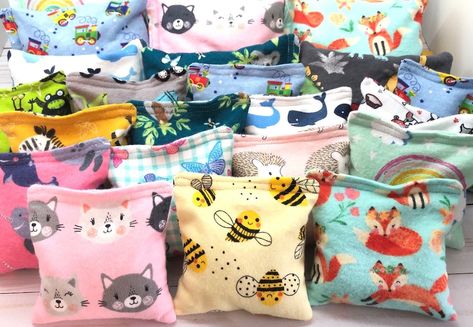 This Cold & Heat Packs item by OnceUponASeamShop has 1124 favorites from Etsy shoppers. Ships from Queen Creek, AZ. Listed on Aug 3, 2024 Baby Gifts To Make And Sell, Thick Fabric Projects, Rice Packs, Boo Boo Bags, Reusable Products, Rice Pack, Corn Bags, Rice Bag, Moist Heat