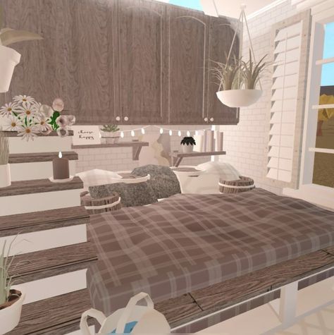 Bloxburg Bedroom Ideas Master Room, Aesthetic Bloxburg Master Room, Bloxburg Bedroom Ideas 2 Beds, Bloxburg Bedroom Ideas Aesthetic Big, Bloxburg Master Room Ideas Aesthetic, How To Make A Loft In Bloxburg, Roblox Bloxburg Master Room Ideas, Bloxburg Aesthetic Bedroom Ideas, Cute Master Bedrooms In Bloxburg