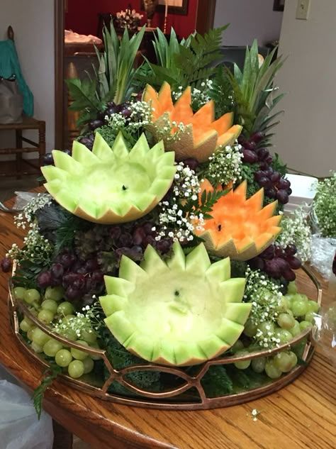 Fruit Display Ideas Wedding, Bands For Pear Shaped Rings, Wedding Shower Fruit, Fruit Table Ideas Wedding, Party Fruit Tray, Wedding Ring Shaped, Platter Ideas Party, Pear Shaped Rings, Fruit Tray Designs