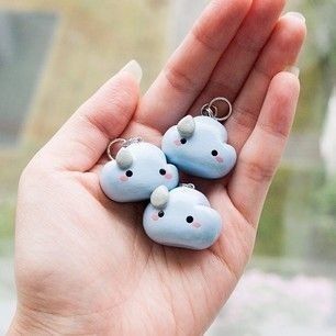 Pinterest: @ clayandresin Clay Pictures, Chocolate Gift Ideas, Kawaii Duck, Polymer Clay Kunst, Fimo Kawaii, Crea Fimo, Craft Clay, Polymer Clay Kawaii, Clay Clay