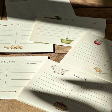 When you need to preserve a cherished family recipe, we have the perfect recipe cards! Beautifully hand-illustrated, this box set of 24 cards by artist Adelle Rose was designed exclusively for Vivi et Margot! Printed on the highest quality cream thick card stock to endure frequent handling, each set contains six timeless and charming designs! ⁠ .⁠ .⁠ .⁠ #recipecards #recipecard #handillustrated #recipeillustration #kitchenware #kitchenwares #foodiegift #hostessgift #kitchenstyle #burnstn #fra... Recipe Card Design, Recipe Card Box, Illustrated Recipe, Recipe Tin, Custom Recipe, Mirror Artwork, Cocktail Kits, Candle Store, Family Recipe