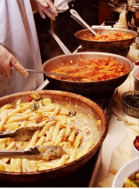 Wedding Dinner Food Main Courses, Italian Buffet Ideas Dinners, Pasta Station Ideas, Pasta Bar Wedding Reception, Wedding Pasta Bar, Wedding Food Ideas Dinner, Pasta Bar Ideas, Wedding Pasta, Wedding Dinner Food