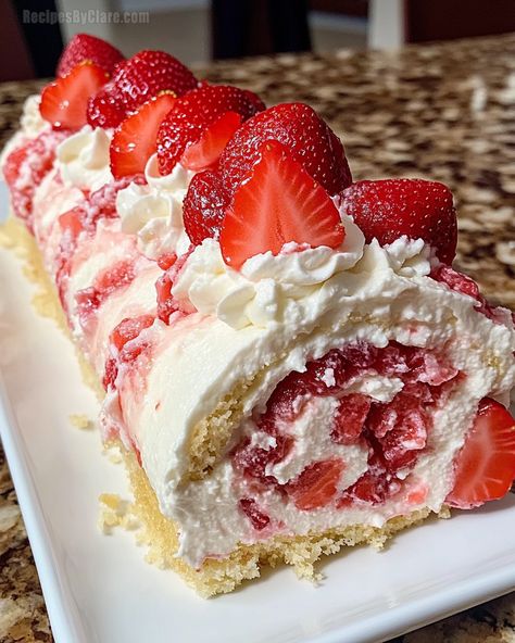 A soft cake rolled with creamy cheesecake filling and fresh strawberries, inspired by sushi rolls for a fun and delicious dessert! Strawberry Shortcake Roll Cake, Strawberry Cheesecake Rolls, Strawberry Shortcake Roll Recipe, Dessert Rolls Cake, Strawberry Dessert Ideas, Light Desserts Recipes, Angel Food Cake Roll, Strawberry Cake Roll, Jelly Rolls Recipe