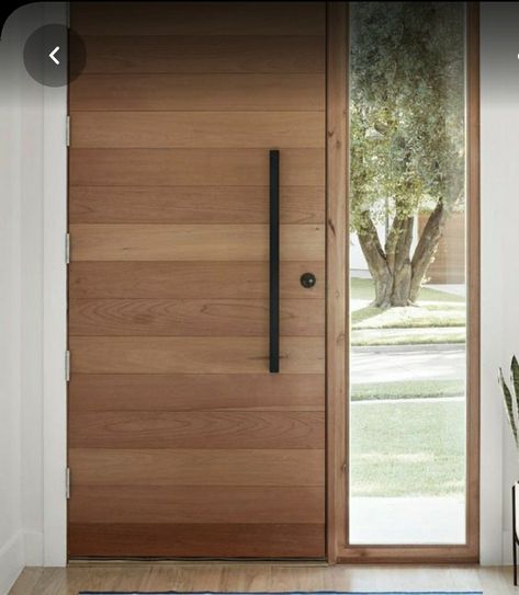 Mid Century Modern Front Door, Timber Front Door, Modern Brick House, Wooden Door Entrance, Entry Door Designs, Oak Front Door, Modern Entrance Door, Pivot Door, Modern Entrance