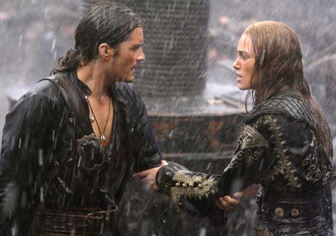 #willabeth #piratesofthecaribbean #potc #willturner #elizabethswann #orlandobloom #keiraknightley #love #couple #fashion #period #perioddrama #movie #moviecouple #movies #film #style fashion willabeth #awe #atworldsend Keira Knightley Pirates, Elisabeth Swan, Orlando Bloom Legolas, Will And Elizabeth, Kaptan Jack Sparrow, Elizabeth Swann, William Turner, Captain Jack Sparrow, Orlando Bloom