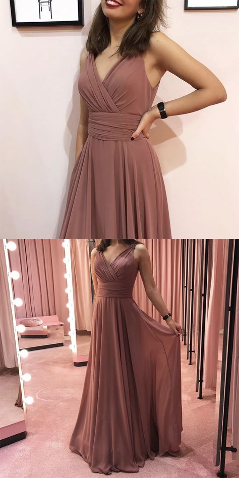 Simple Birthday Dress Ideas For Women, Gown Simple Design, Birthday Dresses Long, Birthday Party Outfits Guest, Simple Gown Styles, Simple Gown Designs, Birthday Dress Ideas For Women, Long Western Dresses, Western Long Dresses