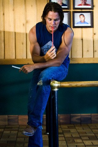 25 Times Tim Riggins From "Friday Night Lights" Made You Wish You Were An Everyday Object Riggins Friday Night Lights, Tim Riggins, Texas Forever, Taylor Kitsch, Travis Fimmel, Clear Eyes, Luke Evans, Friday Night Lights, Charlie Hunnam