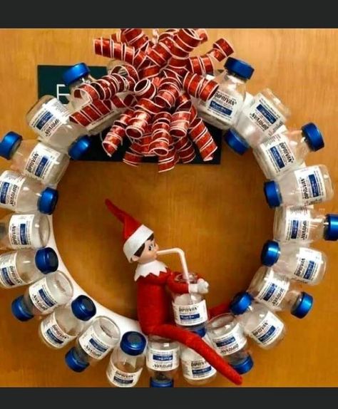 Medical Office Christmas Decorations, Nurse Door Decorations, Diy Dollar Tree Christmas Crafts, Hospital Decoration, Dollar Tree Christmas Crafts, Diy Dollar Tree Christmas, Diy Christmas Door Decorations, Pharmacy Decor, Diy Christmas Door