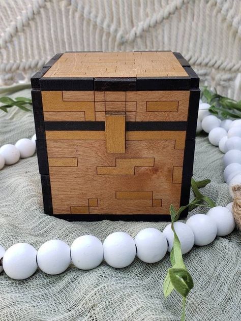 Check out this item in my Etsy shop https://www.etsy.com/listing/1101782333/wooden-10-tool-diy-ore-tool-chest Minecraft Songs, Christmas Presents For Moms, Minecraft Christmas, Christmas Gifts To Make, Minecraft Birthday, Wooden Chest, Tool Chest, Presents For Mom, Tiny Humans