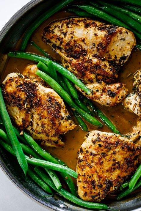 White Wine Garlic Chicken, Chicken In Garlic Sauce, Recipes With Wine Cooking, Chicken In White Wine, Recipes With White Wine Vinegar, White Wine Vinegar Recipes, Cooking With Wine, Recipes With White Wine, Cooking With Wine Recipes