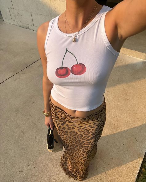 a little cheetah with a cherry on top🍒 - - Spring outfit inspo, summer outfit inspo, vacation outfits, trendy style, Pinterest girl, Pinterest outfit, Pinterest outfit inspo Cherry Top Outfit, Florence Summer, Outfit Inspo Vacation, Outfit Swag, Top Spring Outfits, Trendy Summer Fits, Style Pinterest, Tank Outfit, Outfit Inspo Summer