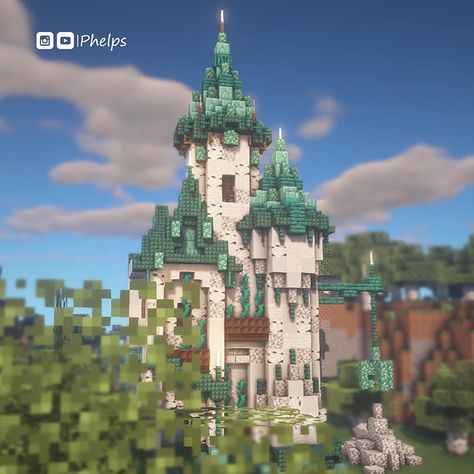 Aesthetic Castle Minecraft, Minecraft Diorite Builds, Minecraft Castle Aesthetic, Minecraft Diorite House, Minecraft Cute Castle, Minecraft Castle Build, Minecraft Castle Ideas, Minecraft Kale, Mc Houses