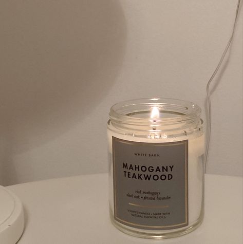 aesthetic candle, candle scent, bath and body works candle Mahagony Teakwood Candle, Mahogany Teakwood Aesthetic, Aroma Therapy Aesthetic, Mahogany Teakwood Candle, Laufey Concert, Scented Candles Aesthetic, Meghan Quinn, 19th Bday, Mahogany Teakwood