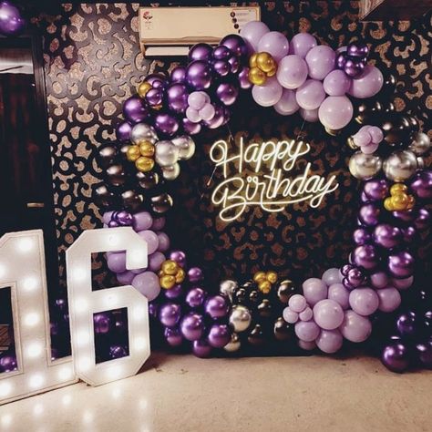 Birthday Vedios, Balloon Ring Decoration, Ring Balloon Decoration, Birthday Lights Decoration, Simple Balloon Decoration, Balloon Ring, Ring Balloon, Ballon Decoration, 14th Birthday Party Ideas