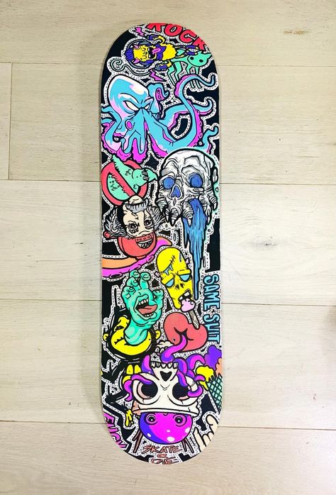 Graffiti Art Skateboard, Trippy Skateboard, Desk Illustration, Skateboard Illustration, Skateboard Artwork, Skateboard Graffiti, Skateboard Room, Skateboard Ideas, Painted Skateboard