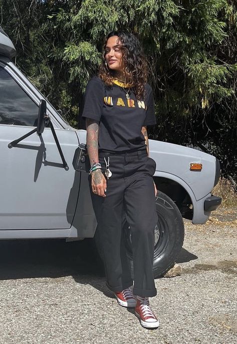 Kehlani Tomboy Style, Kehlani Outfits Girly, Kehlani Style Outfits, Kehlani Aesthetic Outfits, Kehlani Outfits Tomboy, Stem Outfits Female, Masc Kehlani, Kehlani Masc, Kehlani Fashion