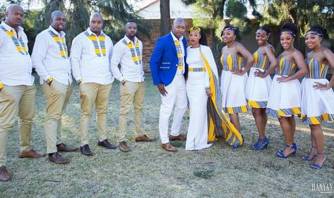 Tswana and Venda Wedding - South African Wedding Blog Zulu Bride, African Traditional Wedding Dress, African Wedding Attire, South African Weddings, African Bride, African Traditional Wedding, African Wedding Dress, Traditional Wedding Dresses, African Queen