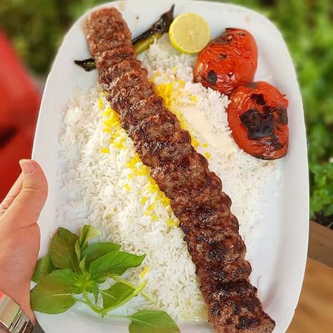 Persian Kebab Recipe, Koobideh Kabob Recipe, Persian Kabob Recipe, Kabob Koobideh, Persian Kabob, Kabab Koobideh, Koobideh Recipe, Persian Dinner, Food Iranian