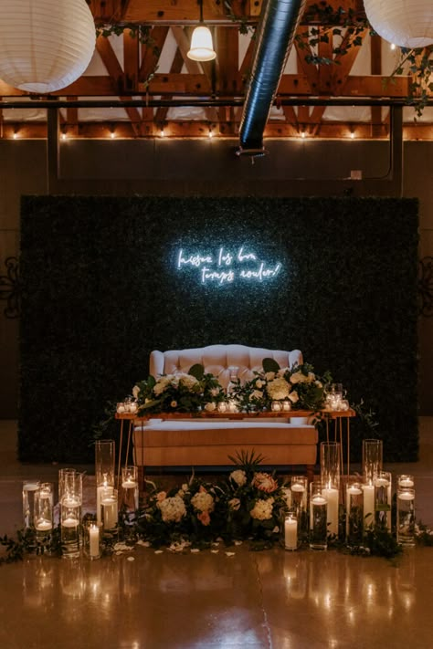 Dark Sweetheart Table Wedding, Sweetheart Table With Candles On Floor, Sweetheart Table Wedding Indoor, Candle Sweetheart Table Wedding, Candlelit Sweetheart Table, Black Wedding Sweetheart Table, Sweetheart Table Candles On Floor, Sweetheart Table Background, Sweetheart Table Wedding Candles