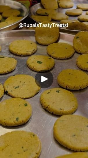 Bajri Vada, Achari Paneer, Vada Recipe, Gujarati Recipes, Paneer, Street Food, Audio, Snacks, Instagram