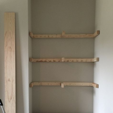 Woodland Themed Bedroom, Dorm Room Shelves, Tv Wall Shelves, Woodland Room, How To Make Floating Shelves, Diy Floating Shelves, Custom Floating Shelves, Diy Wood Shelves, Floating Shelves Kitchen