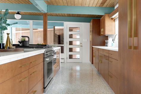 Novella House Restoration and Renovation — Thompson Construction Modern Maple Kitchen, Modern Kitchen Pictures, Mid Century Modern Kitchen Remodel, Mid Century Modern Kitchen Design, Midcentury Kitchen, Mid Century Remodel, 50s Kitchen, Grey Kitchen Floor, Home Restoration