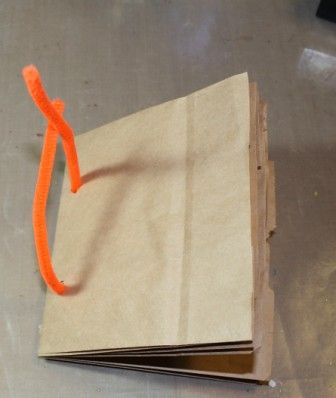 Tutorial: Brown Bag Art Journal Diy Art Journal, Make A Notebook, Paper Bag Books, How To Make A Paper Bag, Vintage Journals, Paper Bag Album, Paper Bag Scrapbook, Paper Sack, Paper Bag Crafts