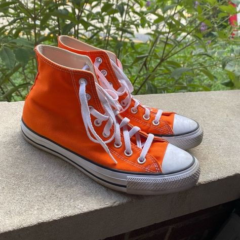 essentially brand new orange converse! Orange Converse High Tops, Converse Orange, Orange Converse, High Top Converse, Shoe Gallery, Inspo Board, Star Shoes, Converse High Tops, Canvas Sneakers