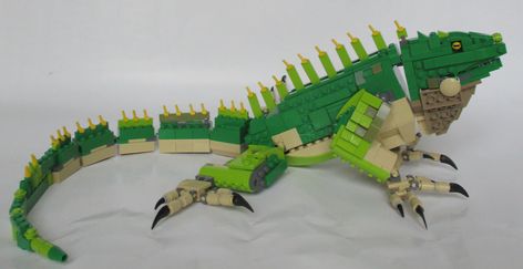 Iguana | Brickbuilt Iguana for a french Lego contest. | mr_youm | Flickr Lego Library, Lego Mandalorian, Lego Dragon, Lego Challenge, Lego Sculptures, Micro Lego, Lego Animals, Lego Diy, Lego Activities