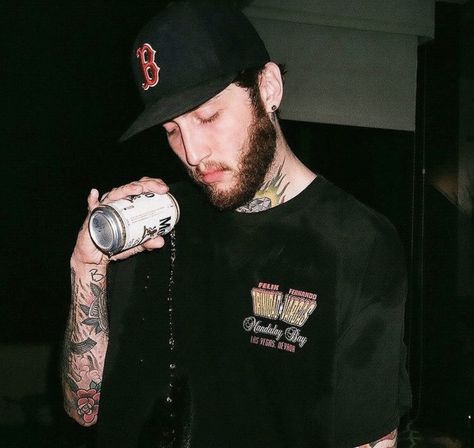 Faze Banks, Tattoo For Boyfriend, Mandalay Bay, Hate Men, Youtube Stars, Finger Tattoos, Celebrities Male, Banks, Instagram Photos