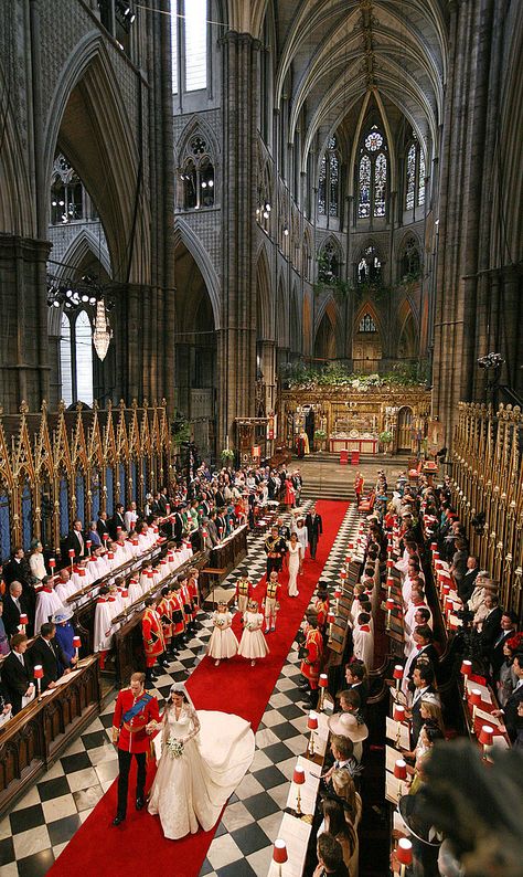 Prince William Kate Middleton Wedding Pictures | POPSUGAR Celebrity Royal Wedding 2011, William Kate Wedding, Principe William Y Kate, Royal Bride, Kate Und William, Düşes Kate, Middleton Wedding, William E Kate, Herzogin Von Cambridge