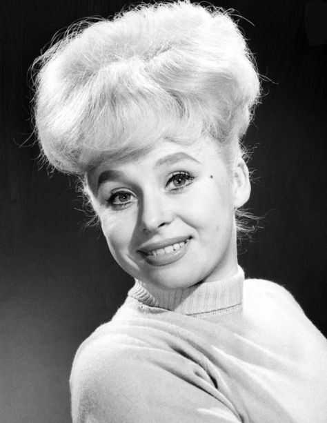 STAR ACTRESS: BARBARA WINDSOR Barbara Windsor, Megan Mckenna, Films Posters, Classic Films Posters, Bbc Tv Series, British Celebrities, Hollywood Vintage, Women Celebrities, British Comedy